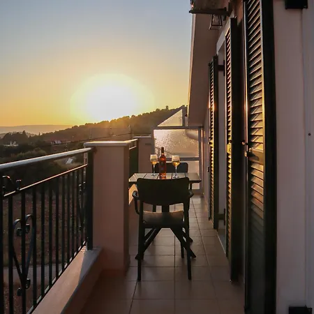 Апартаменты Casa Aurora Razata